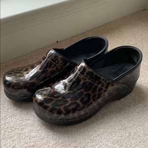 Dansko Women’s shoes